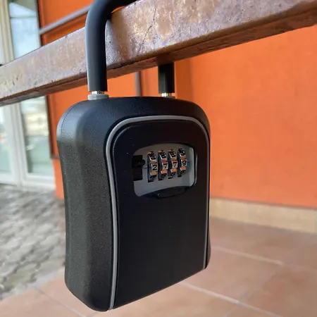 Nova Nemocnica 10min. Peso Do Centra Apartman