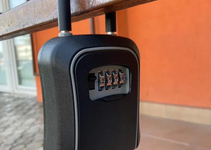 Nová Nemocnica 10min. Pešo Do Centra Appartamento